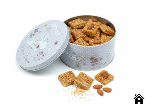 Charming Garden-Themed Dog Tin